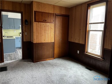 824 Bedroom