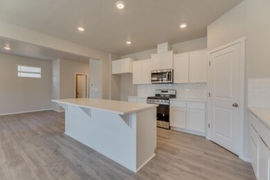 20612 SE Byron Avenue-14