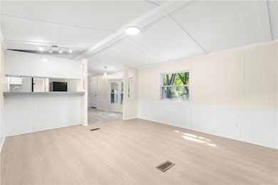 21 Lear Dr, Coventry, RI 02816 - photo 6