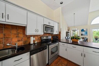 16 Sloop Ln unit 84, Quincy, MA 02171 - photo 5