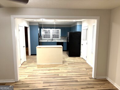 111 Hawthorne Rd, Warner Robins, GA 31093 - photo 7