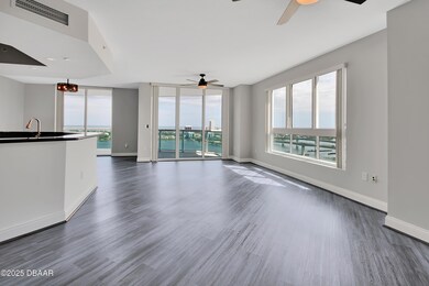 2-Living-Room-Area