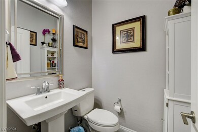 313 Finsbury Ct, Las Vegas, NV 89148 - photo 5