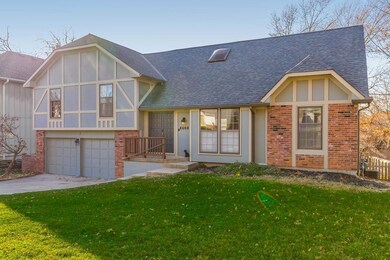 8608 Dice Ln, Lenexa, KS 66215 - photo 3