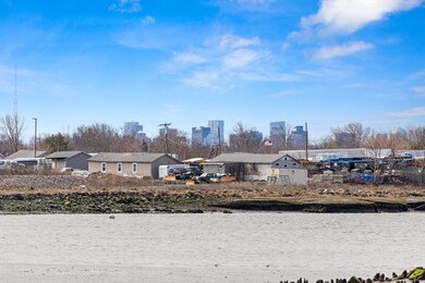 11 Margin St unit 2, Lynn, MA 01905 - photo 3