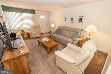 929 Maple Ave, Glenolden, PA 19036 - photo 4