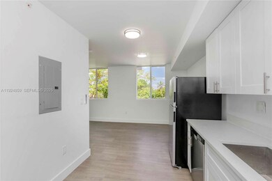 1620 NW 18th St unit 203, Miami, FL 33125 - photo 3