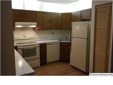 14 Lexington Ct unit 85J, Red Bank, NJ 07701 - photo 5