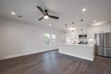 1353 Dewalt St unit A, Houston, TX 77088 - photo 6