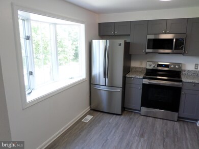 7649 Wolford Way, Lorton, VA 22079 - photo 3