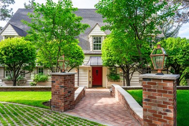 437 NW Drake Rd, Bend, OR 97701 - photo 2