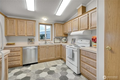 15011 SE 274th Ln, Kent, WA 98042 - photo 7