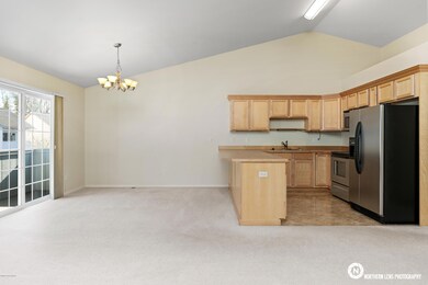 Kitchen_Dining_3