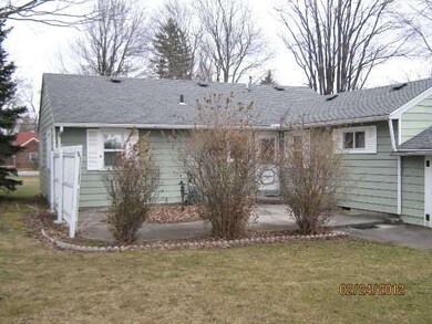 535 Krotzer Ave, Luckey, OH 43443 - photo 2