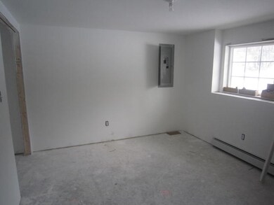 806 Portland St, Rochester, NH 03867 - photo 7