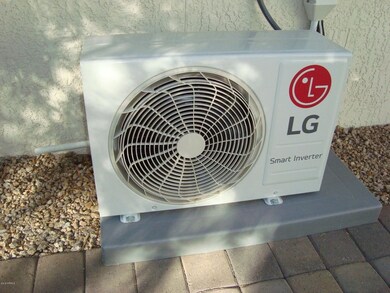 AC/ HEATING UNIT FOR GARAGE