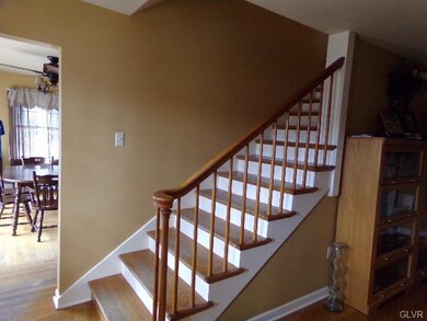 12 Oak Grove Rd, Pine Grove, PA 17963 - photo 2