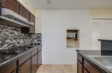 1115 Saddle Rock Dr, Houston, TX 77088 - photo 6