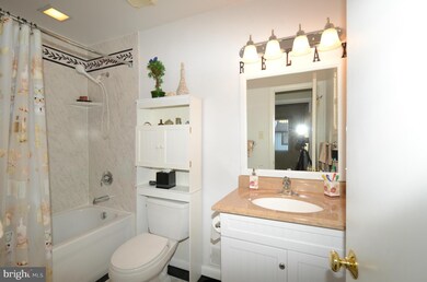 2534 Fox Ridge Ct unit 47, Woodbridge, VA 22192 - photo 6