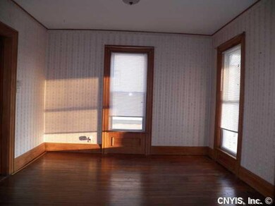 Dining Room Formal dining room, hardwood floors, p