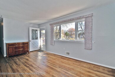 19 Arlene Ct, Toms River, NJ 08755 - photo 7