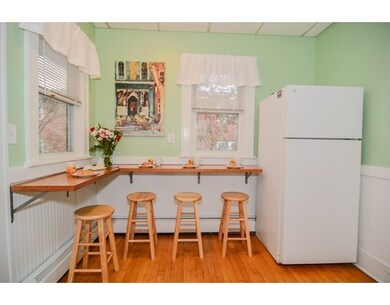 38 Lynn St, Lawrence, MA 01843 - photo 4