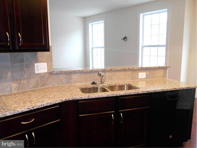 7666 Elmcrest Rd, Hanover, MD 21076 - photo 3