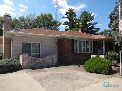 1003 N Defiance St, Archbold, OH 43502 - photo 2