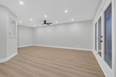 10347 Dearlove Rd unit 302, Glenview, IL 60025 - photo 7