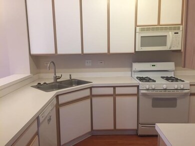 262 Windsor Ct unit C, South Elgin, IL 60177 - photo 6