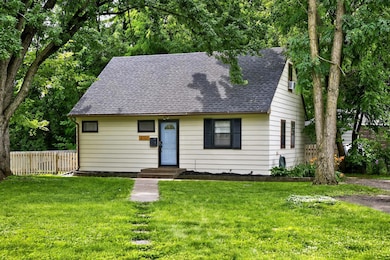 6701 34th Ave N, Minneapolis, MN 55427 - photo 2