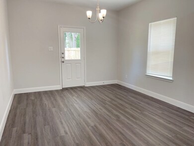 1029 Calvin Ave unit B, Houston, TX 77088 - photo 3