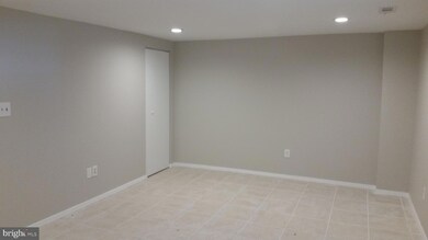 1546 Iris Ct, Hagerstown, MD 21740 - photo 3