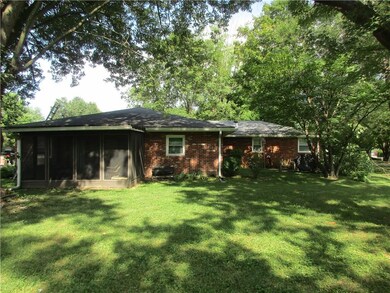 3420 Carolina St, Columbus, IN 47203 - photo 2