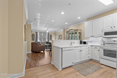 395 S Crow Creek Dr Unit 1507 4
