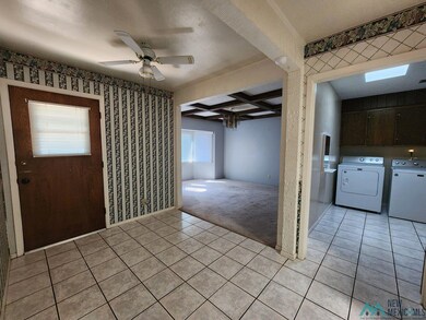 1319 Doepp Dr, Carlsbad, NM 88220 - photo 5