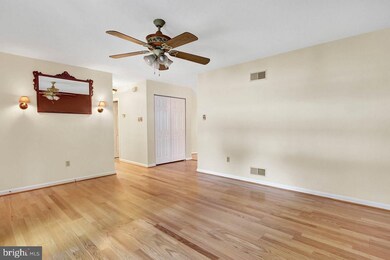 604 Parkway Dr unit 85, Littlestown, PA 17340 - photo 4