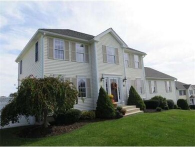 8 Carly Cir, Rutland, MA 01543 - photo 3