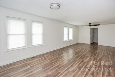 732 Brevard St, Statesville, NC 28677 - photo 6