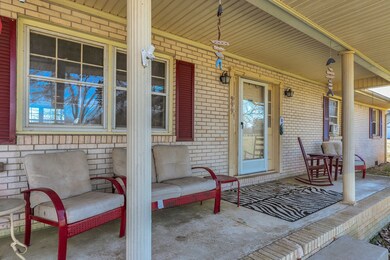 999 Sixteenth Model Rd, Manchester, TN 37355 - photo 4