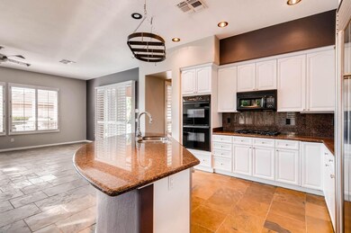 Double ovens, gas  stove and built in mi