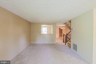 3603 Autumn Glen Cir, Burtonsville, MD 20866 - photo 3