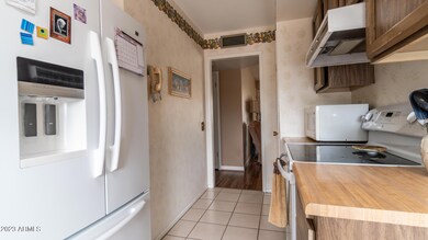 12210 N Sun Valley Dr-15