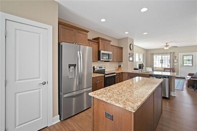 5667 Woodreed Ln, Johnston, IA 50131 - photo 7