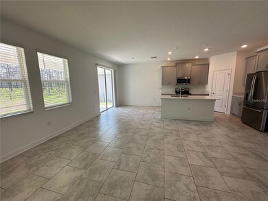 5648 Quiet Palm Loop, Saint Cloud, FL 34771 - photo 4