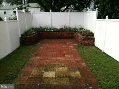 1570 Harford Square Dr, Edgewood, MD 21040 - photo 3