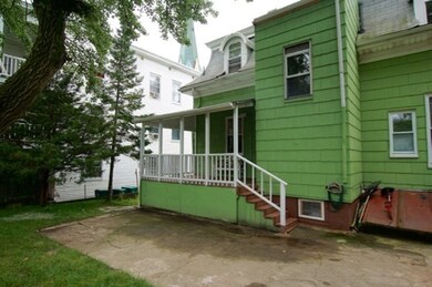 32 W Green St unit 3, Lynn, MA 01902 - photo 2