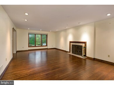 705 Cherry Cir, Wynnewood, PA 19096 - photo 4