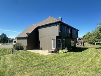 20190 W 223rd Terrace, Spring Hill, KS 66083 - photo 3