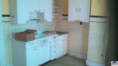 550 Mckeen St, Terre Haute, IN 47802 - photo 2